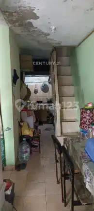 Rumah Layak Huni 3 Lantai Lokasi Fantastis di Johar Baru Jakpus
