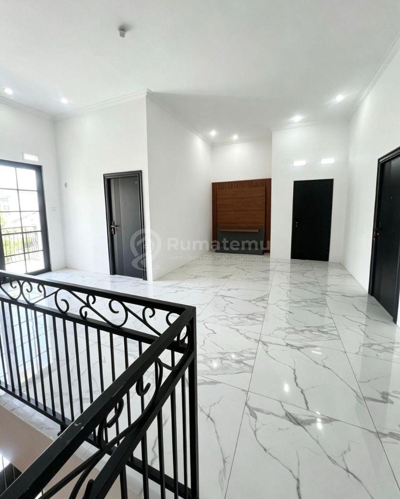 DI JUAL RUMAH BARU SIAP HUNI DI BUAH BATU