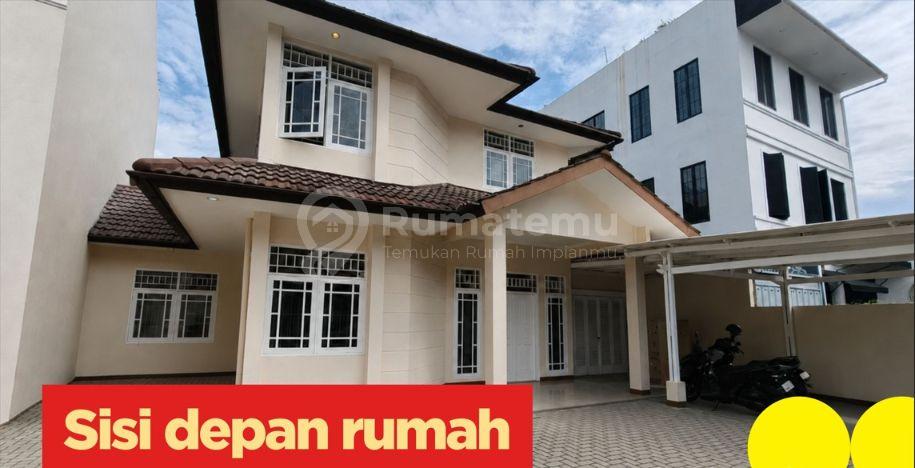 Rumah Cantik 2 LT Area Elit dkt Citos, Cilandak, Jakarta Selatan