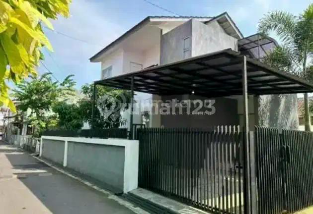 Dijual Rumah di Cluster Cipamokolan Soekarno Hatta Bandung