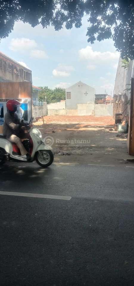 Tanah kavling siap bangun di pinggir jalan raya lubang buaya jakarta timur