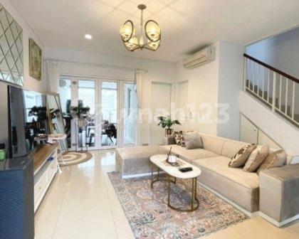 Dijual Rumah Cantik di Savia Visana, Bsd 7X