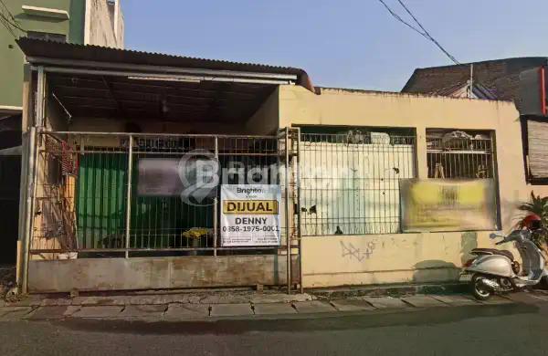 Jual JALAN TARUMANEGARA, PISANGAN, KECAMATAN CIPUTAT TIMUR, TANGERANG SELATAN, BANTEN