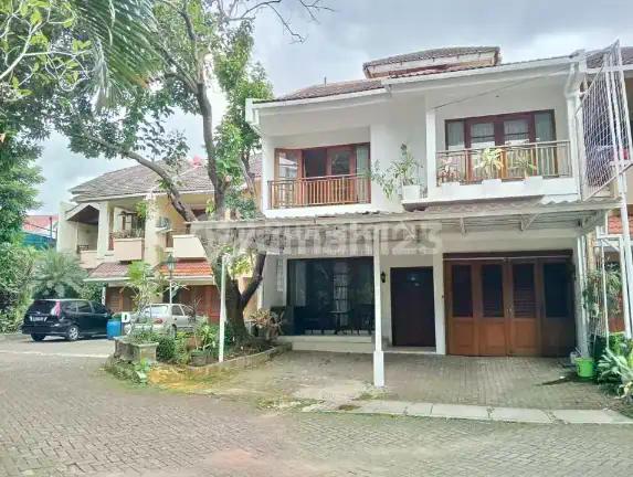 Rumah Secondary Dalam Komplek di Cilandak Kko