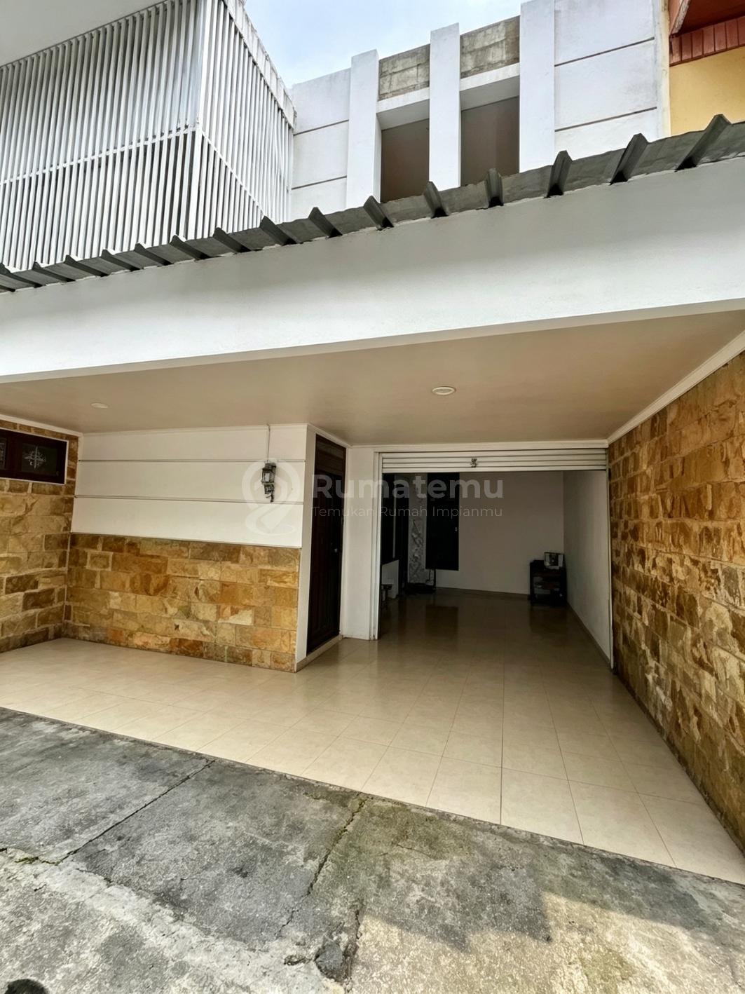 Dekat Halte Tj, Rumah Siap Huni Dijual Di Senopati Jakarta Selatan