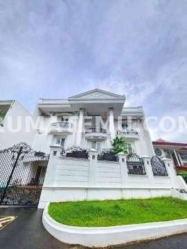 Rumah Classic Mewah di Pondok Indah, Jakarta Selatan