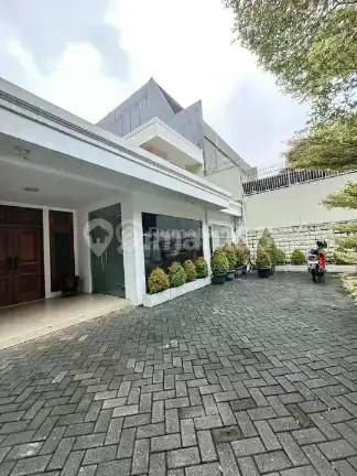 Dijual Rumah Siap Huni di Senopati Jakarta Selatan