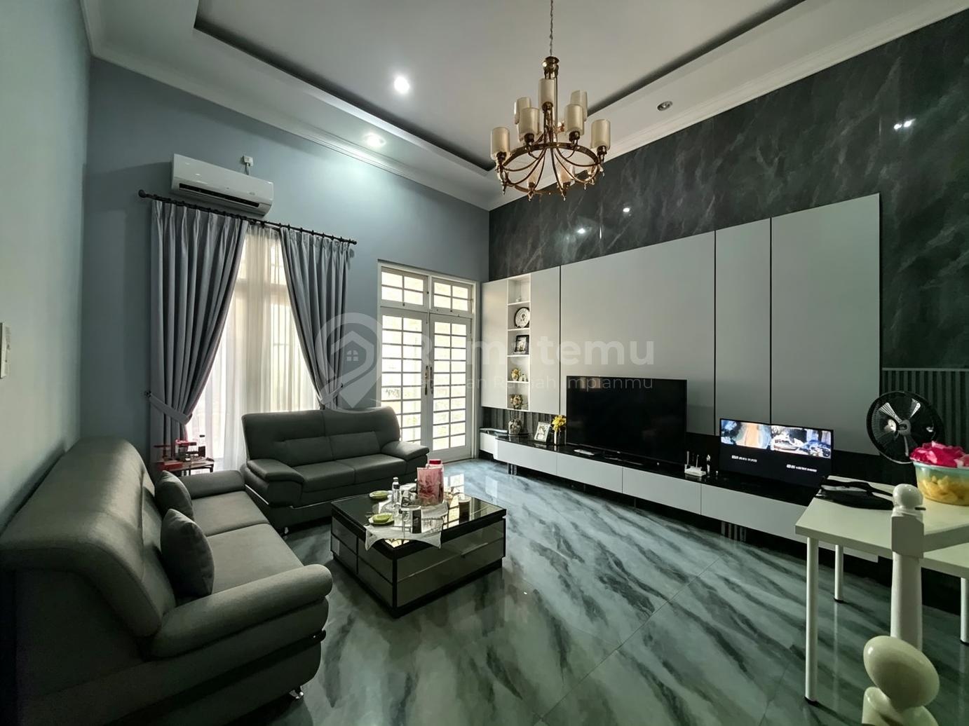 For Salle Rumah Baru W Classic D Cipete Jakarta Selatan