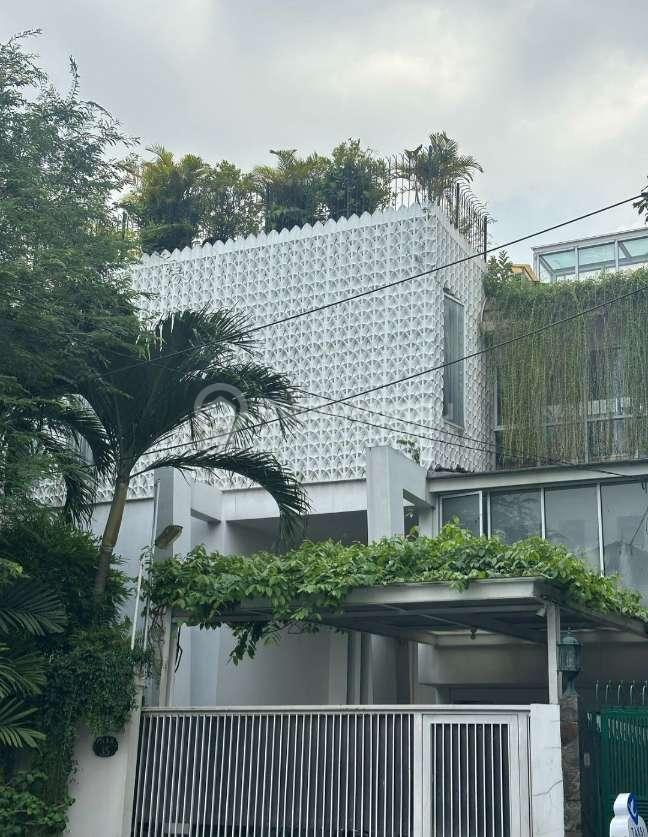 Rumah Di Pulo Asem Timur Raya