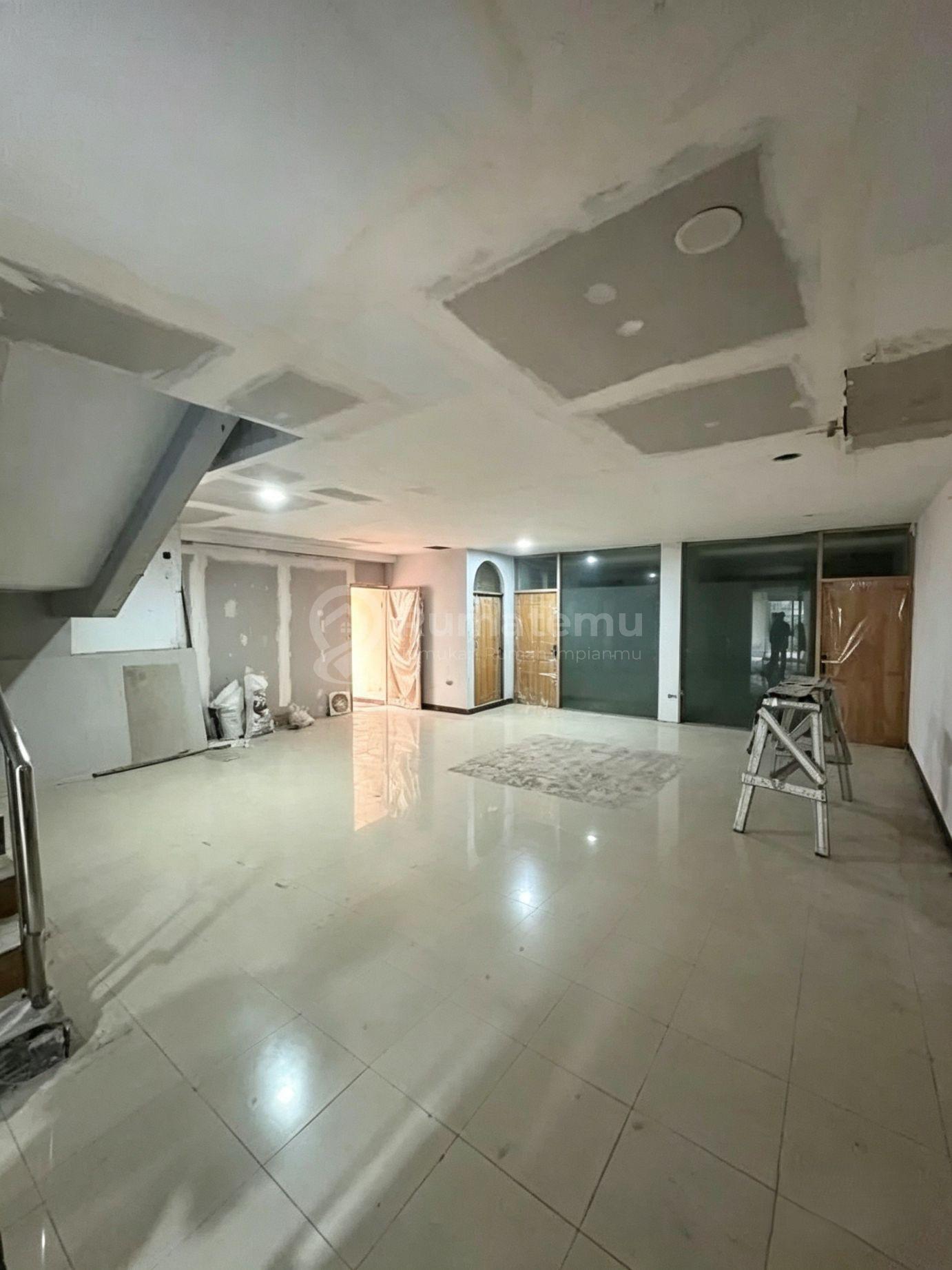 Dijual Rumah Kantor Sisingamangaraja Jakarta Selatan cck buat office building restaurants mess dll lokasi strategis dan elite