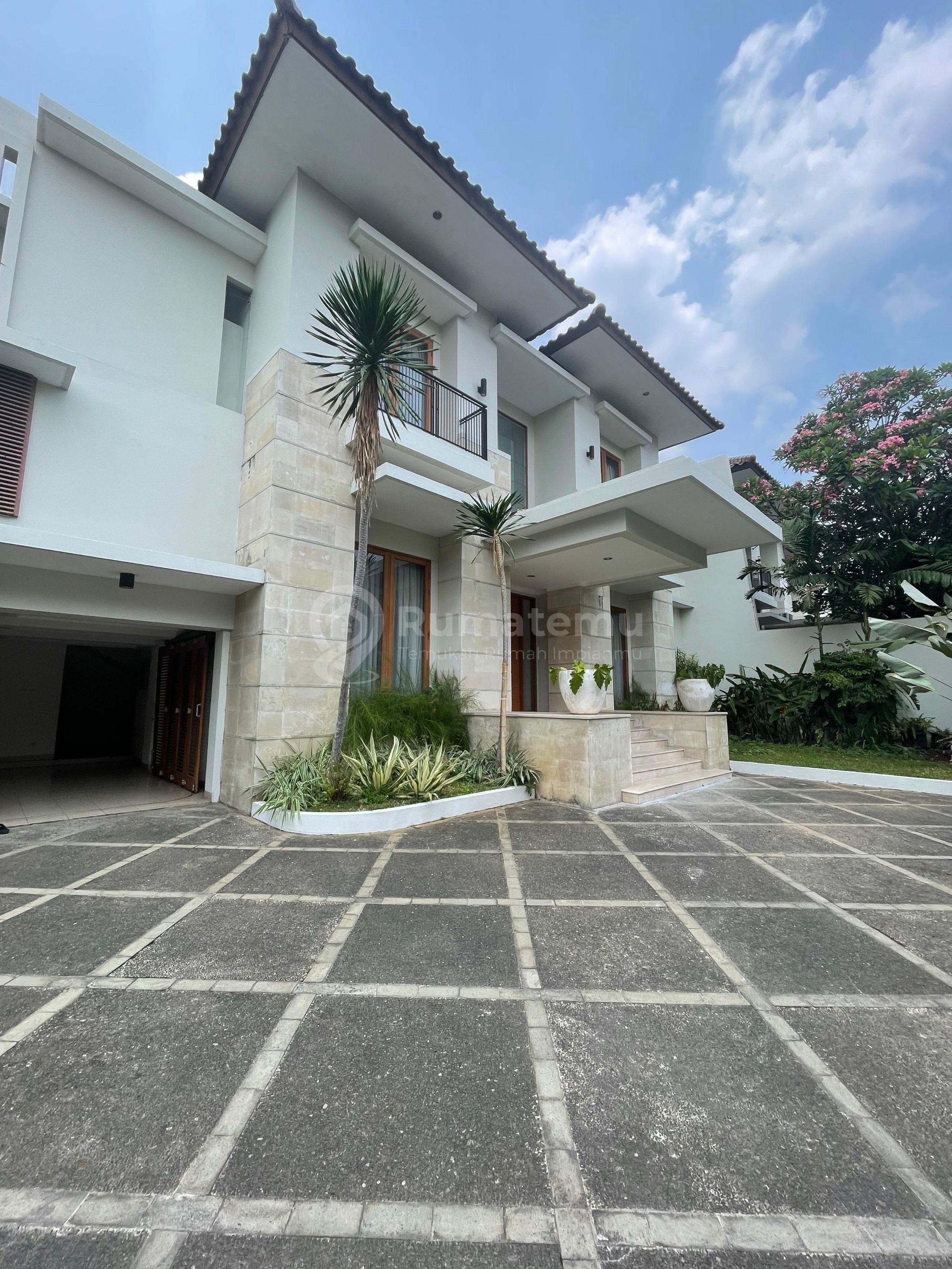 DIJUAL / DISEWAKAN RUMAH MEWAH KEMANG JAKARTA SELATAN SIAPA HUNI.