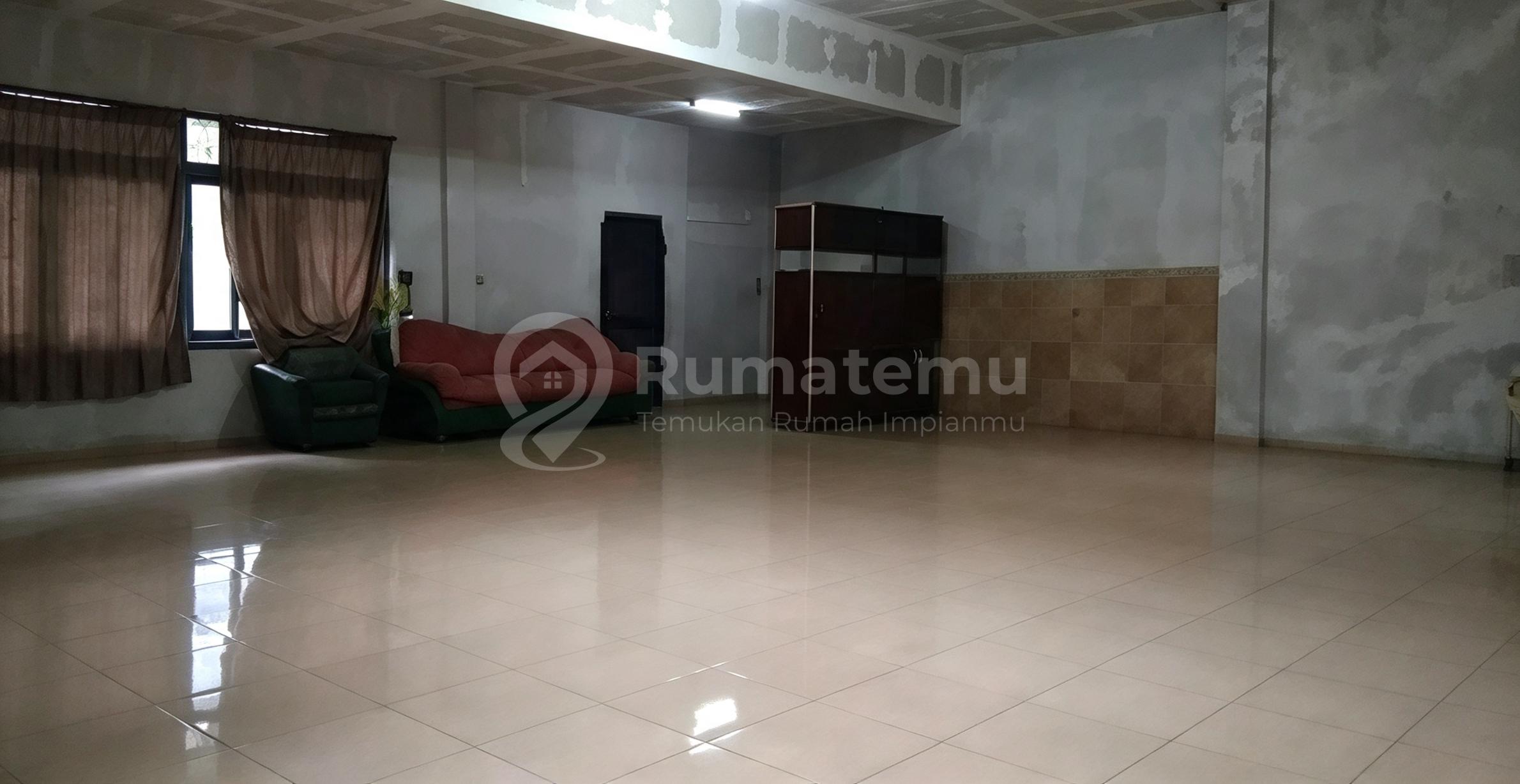 Disewakan Ruang Usaha di Cimahi Tengah bisa untuk Mbg