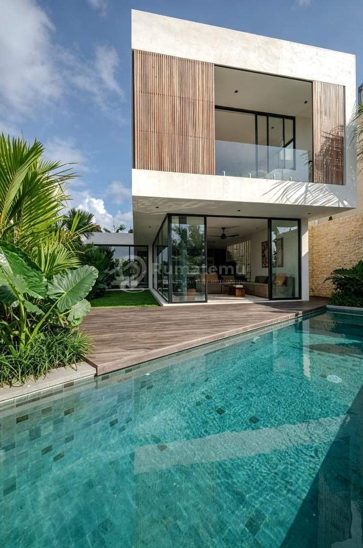 RV-3305 Modern 3-Bedroom Villa with Rooftop Near Nyanyi & Tanah Lot Beach
