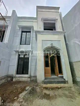 Rumah Baru Dalam Komplek di Pondok Bambu