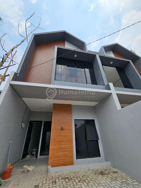 Jual rumah baru tempat strategis dan nyaman di Kavling DKI, Meruya Utara, Kembangan, Jakarta