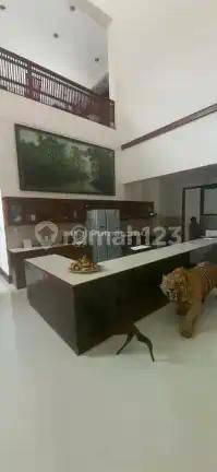 Rumah Hoek Design Menarik Cluster Premium Strategis