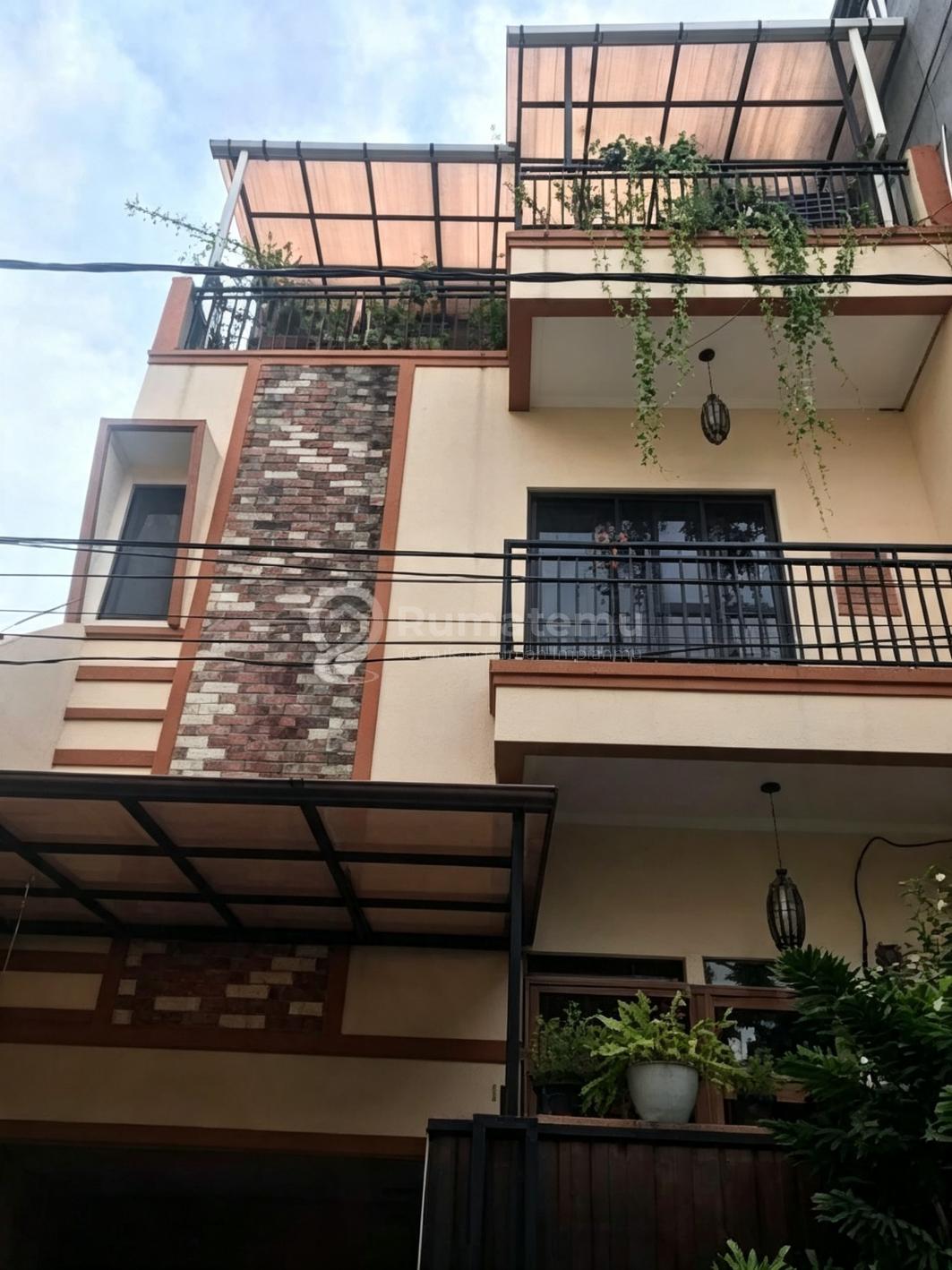 Dijual Rumah di Pademangan, Jakarta Utara Dekat Mangga 2, Ancol, Monas, Sunter