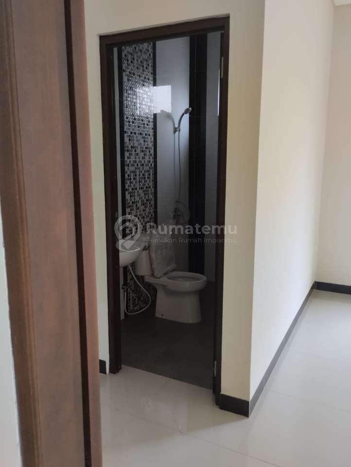 Rumah Siap Huni Cluster Depan Sentul City, Dekat ke Ah Poong