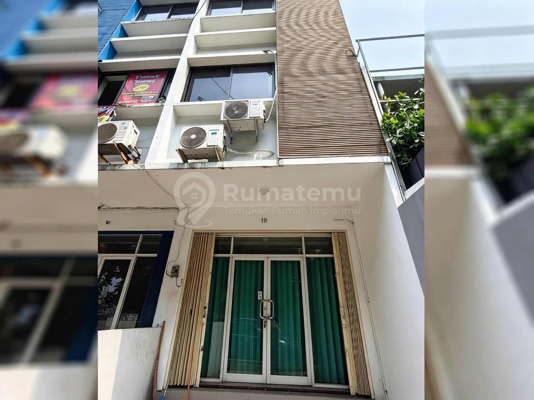 Disewa Ruko Bagus Daerah Kelapa Gading (KG005118)