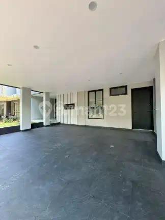 Dijual Rumah 2 Lantai Bergaya Minimalis Modern De Park BSD