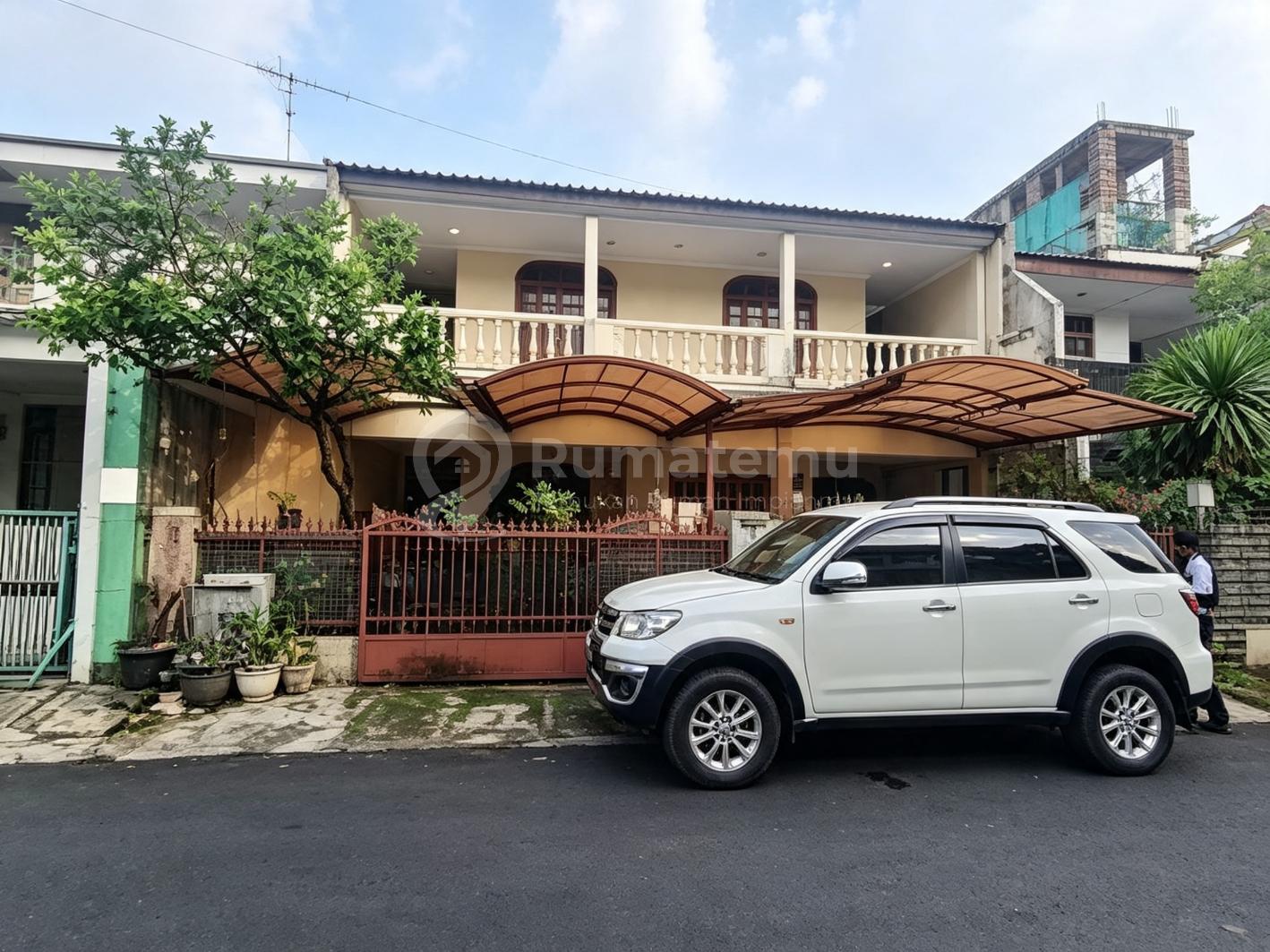 Jual rumah kost pria 15 kamar di Kebayoran Baru dekat Senopati, Rawa Baru, Jakarta Selatan