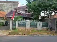 Dijual Rumah Hitung Tanah di Kebayoran Lama Jakarta Selatan