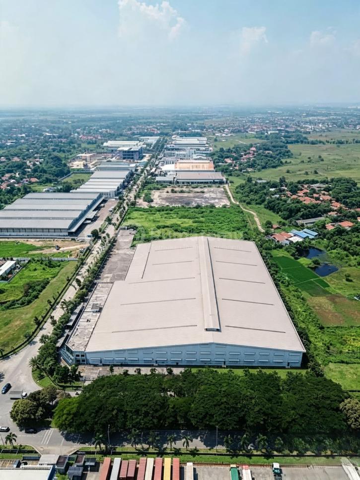 Gudang siap pakai di JABABEKA V,lokasi strategis,hoek,akses toll