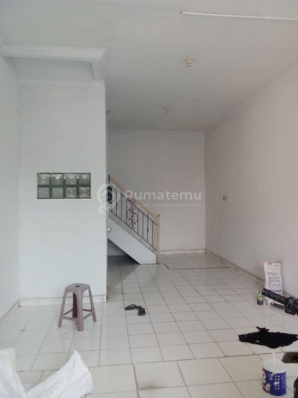 Disewa Ruko di Jl Kamal Raya Tegal Alur