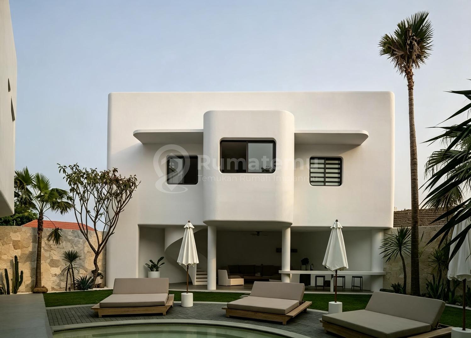 Ready For Rent 5 B R Luxury Villa In Canggu Bali
