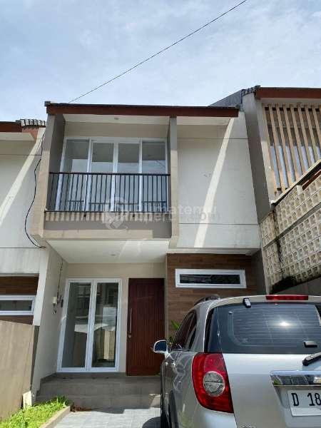 Jual Rumah Sejuk di Ciwaruga Dekat Gegerkalong Bandung