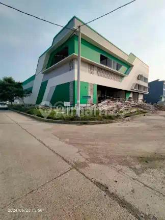Pabrik Gudang Baru Di Pergudangan Laksana Bizzpark Pakuhaji Tangerang. Banten