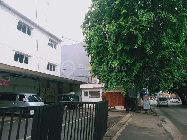 Disewakan ruko Hadap Utara Akses jalan 2 mobil lebih dekat PIM di Gandaria Selatan, Cilandak, Jakarta