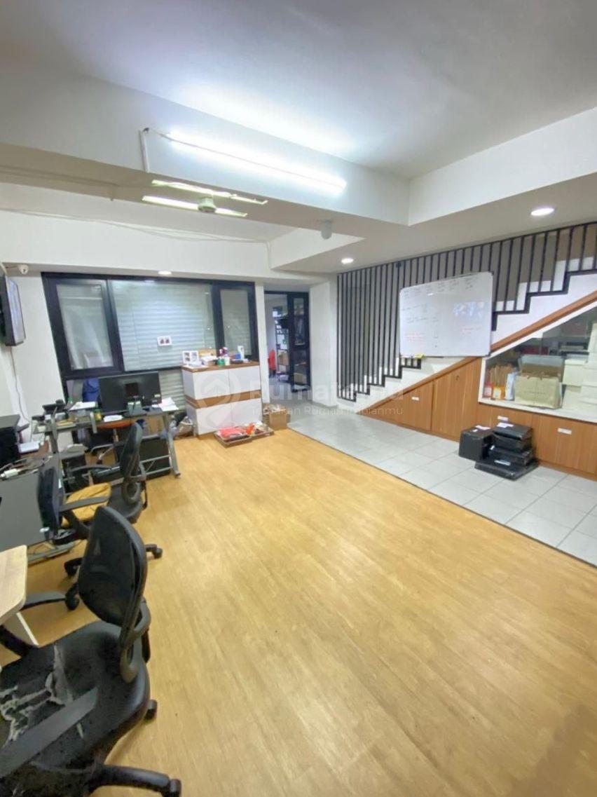 Ruko SOHO 2 Muka Kemang Selatan Cilandak Timur