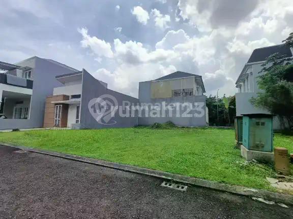 Kavling kotak Hadap selatan siap bangun strategis The Icon Bsd City