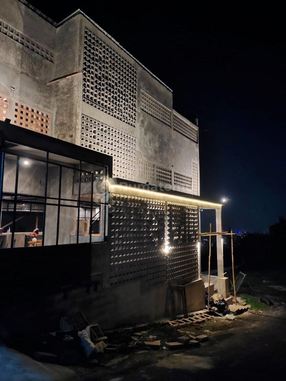 jual Gedung Villa dan Cafe di *Jalan Bukit Pakar TIMUR DAGO  (Pemandangan spektakuler, hanya berjarak 200 Meter dari Restoran The Valley)