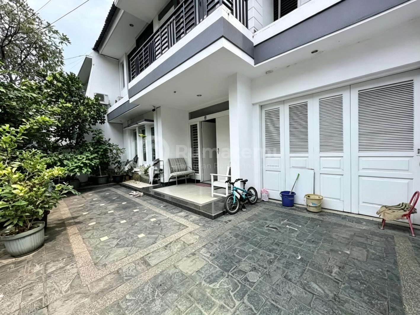 Jual Cepat Rumah Besar 11X20 di Janur Elok Klp Gading