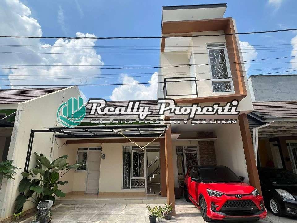 Rumah 1,5 Lantai Siap Huni Dalam Cluster Di Jatimurni Pondok Melati .