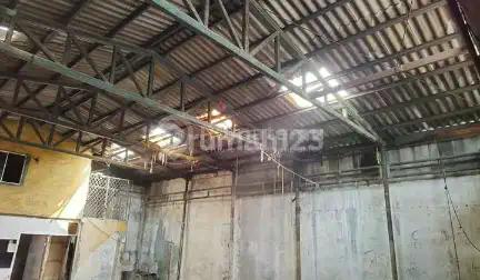 Dijual Gudang Lokasi Strategis Daerah Jembatan Lima Raya , Tambora - Jakarta Barat