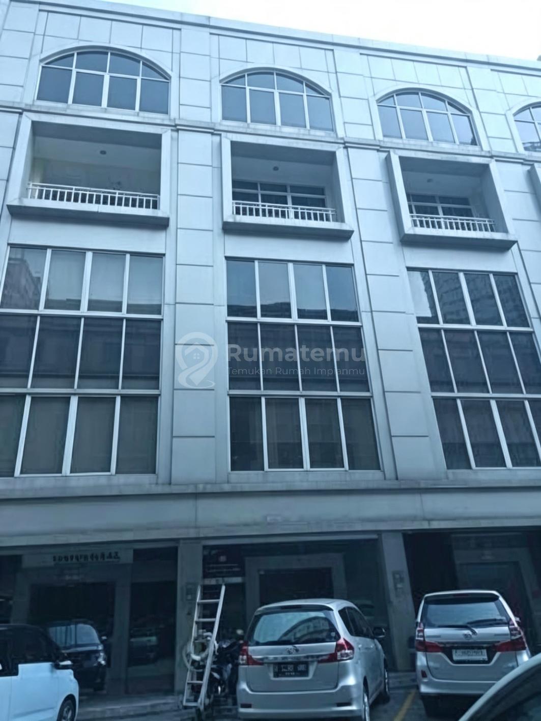 Kebon Jeruk [Ruko]:Disewakan-Premium 5 Lantai dengan Lift