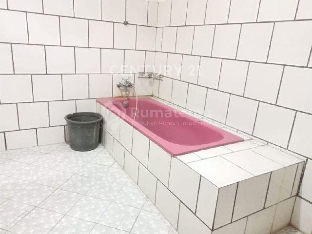 Harga terjangkau deket sama pusat bisnis rumah 2 lantai di bintaro jakarta Selatan 