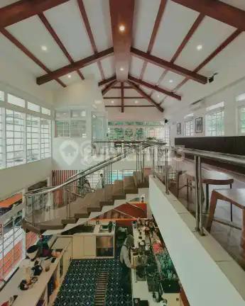 Rumah Model Cafe Full Atas Bawah di Area Premium Pondok Indah