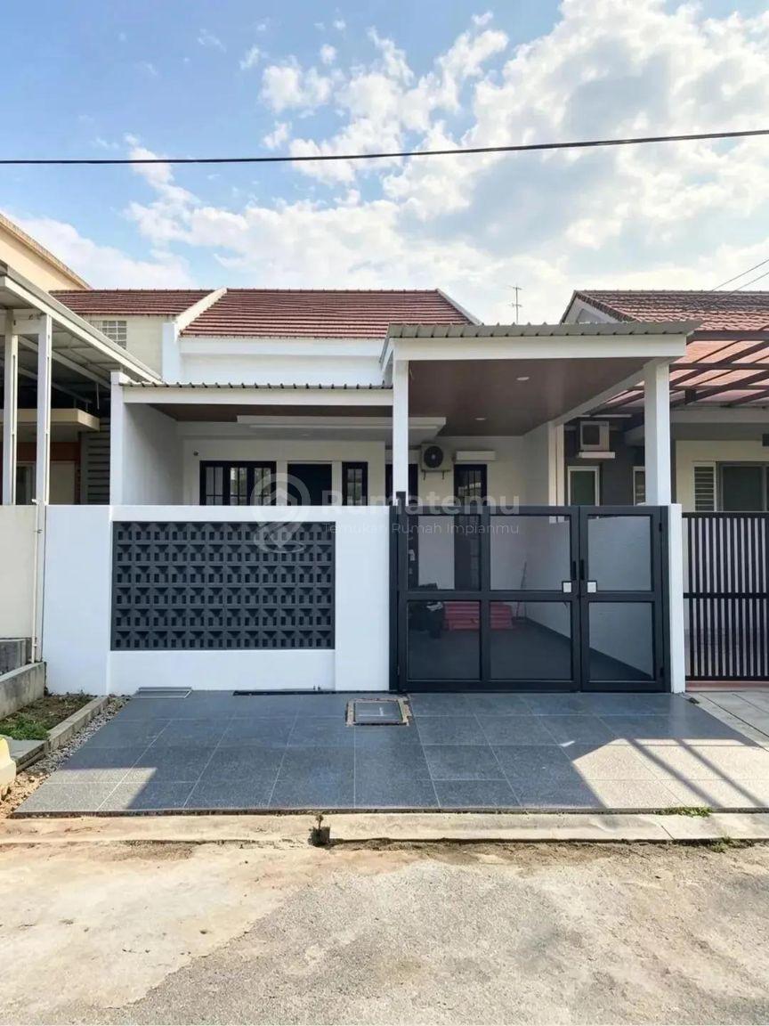 Dijual rumah siap huni semi Furnisd di cluster ifolia harapan indah bekasi