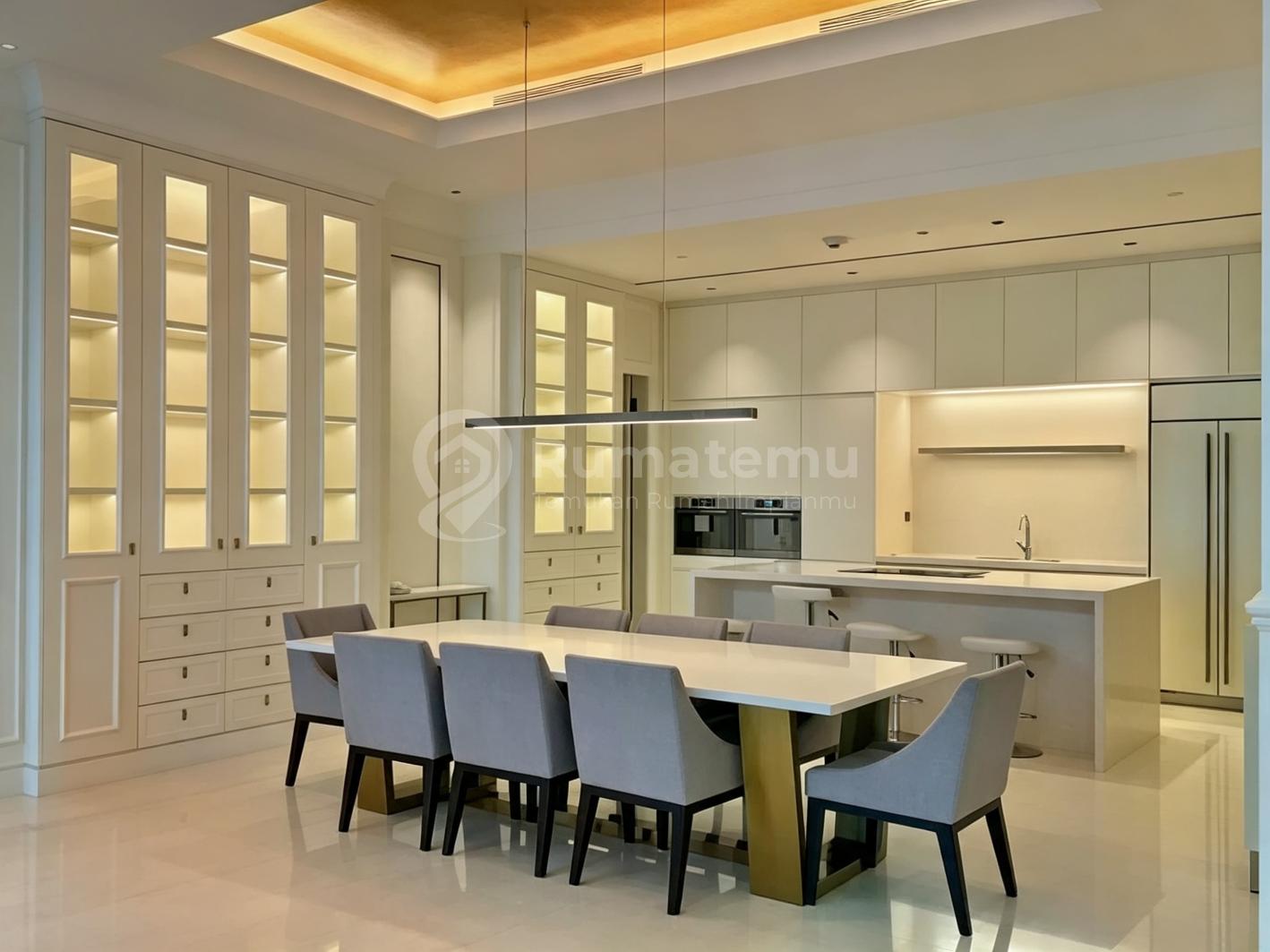 Disewakan St. Regis Residences Jakarta 3Br 370 M2 Good Furnished