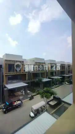 Rumah Baru 3 lantai di Enchante Residence luas tanah 300m2 luas banguan 480 m2 harga 14,5M an setelah diskon spesial bulan Mei, lokasi strategis