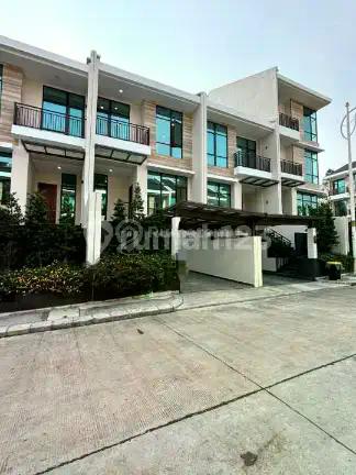 Rumah 3 Lantai Baru Cantik Strategis Siap Nego