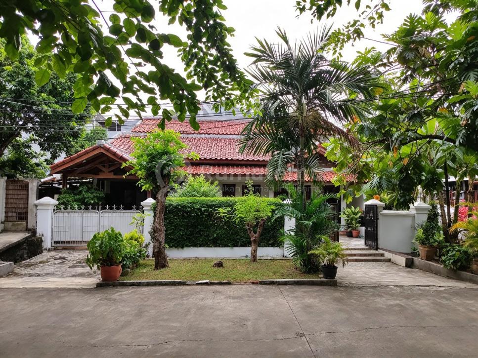 Dijual Rumah Hook Lokasi Strategis One Gate Akses Dekat Prj Jakarta Pusat