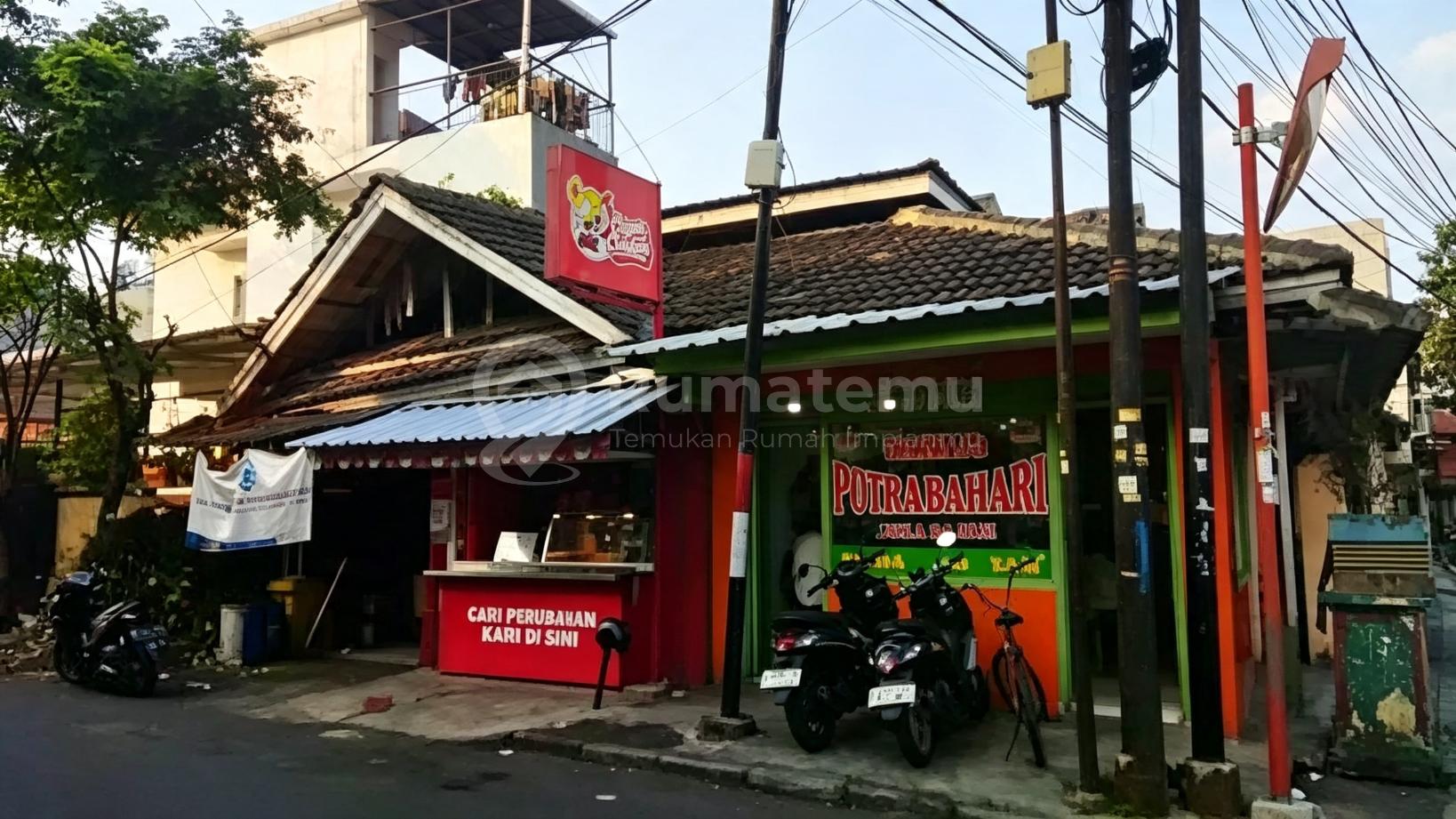 Tanah Ada Bangunan Lama di Kwitang Senen