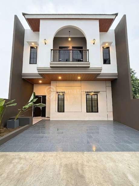 Rumah Modern Classic Jagakarsa Jaksel