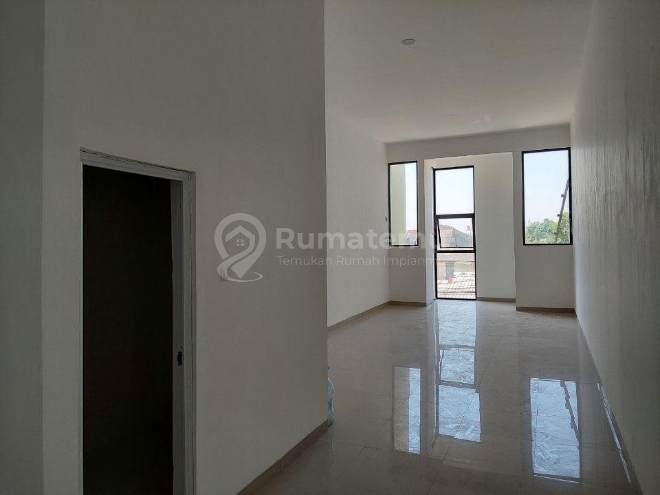 Dijual 4 Unit Ruko Baru 2 Lantai – Lokasi Premium Sayap Buah Batu Karawitan (Mainroad)