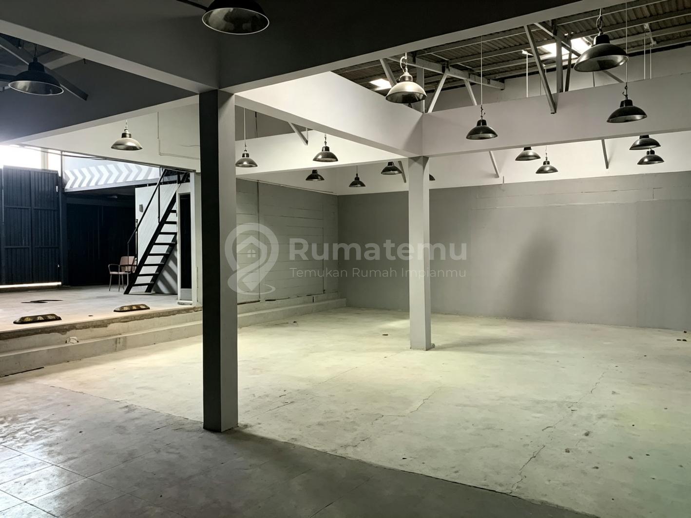 Dijual Cepat !! Lahan Pergudangan Kapuk Cengkareng - Bebas Banjir & Pungli, 3 Menit ke Pik !!